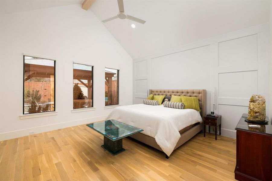 Furnished interior view inside a new home in , Dallas (Image 19).