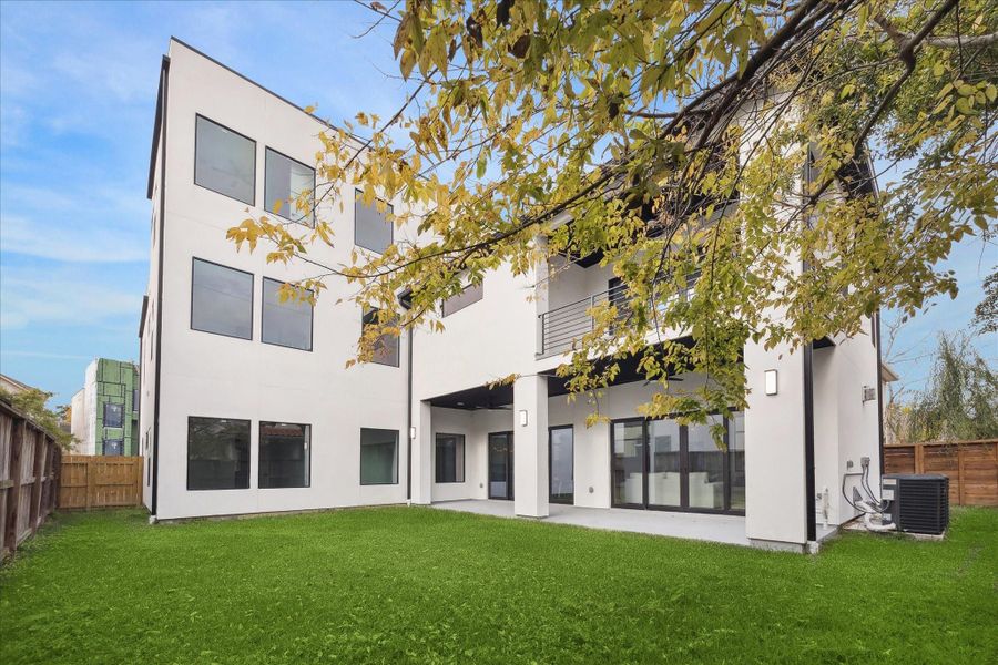 Welcome to 3209 McCulloch!