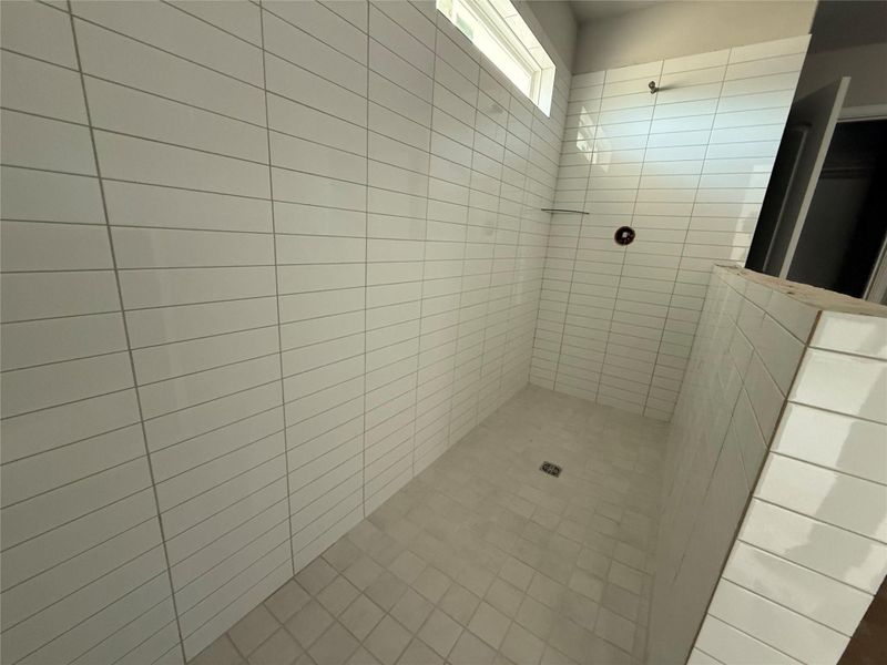 Spacious, unfurnished interior of a new home in Cannon Ranch 45s, Dripping Springs (Image 19). Spacious, unfurnished interior of a new home in Cannon Ranch 45s, Dripping Springs (Image 19).