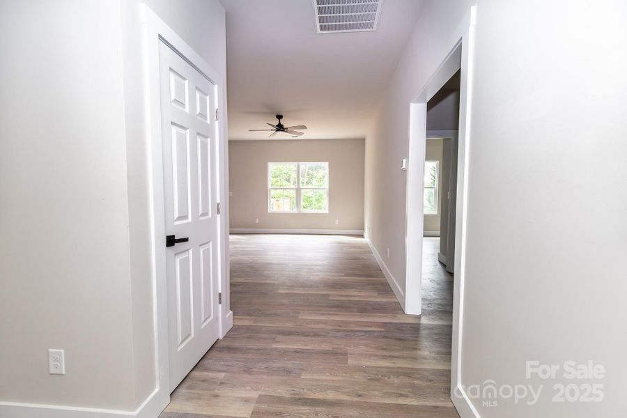 Spacious, unfurnished interior of a new home in , Hickory (Image 14).