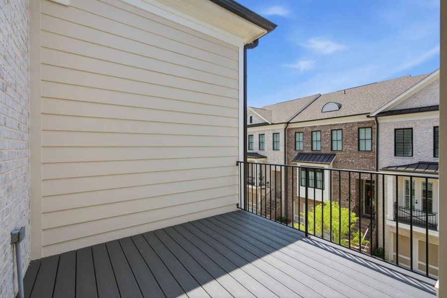 Exterior details and patio area of a home in , Alpharetta (Image 32).