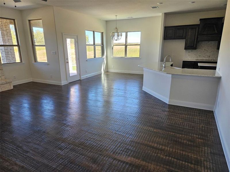 Spacious, unfurnished interior of a new home in West Farmington, Van Alstyne (Image 19). Spacious, unfurnished interior of a new home in West Farmington, Van Alstyne (Image 19).