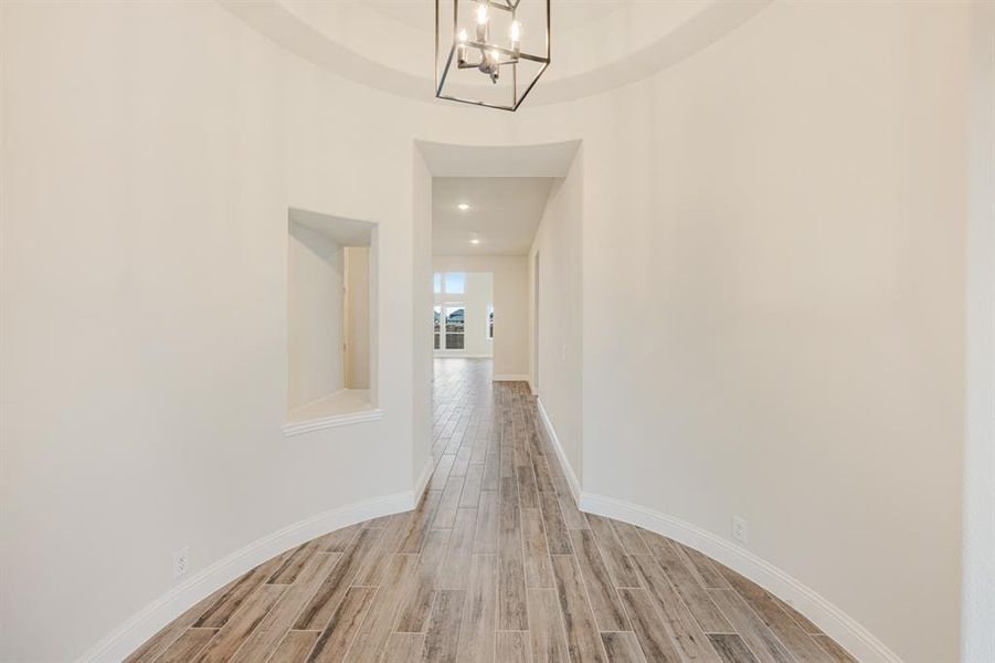 Spacious, unfurnished interior of a new home in Villages of Walnut Grove, Midlothian (Image 11).