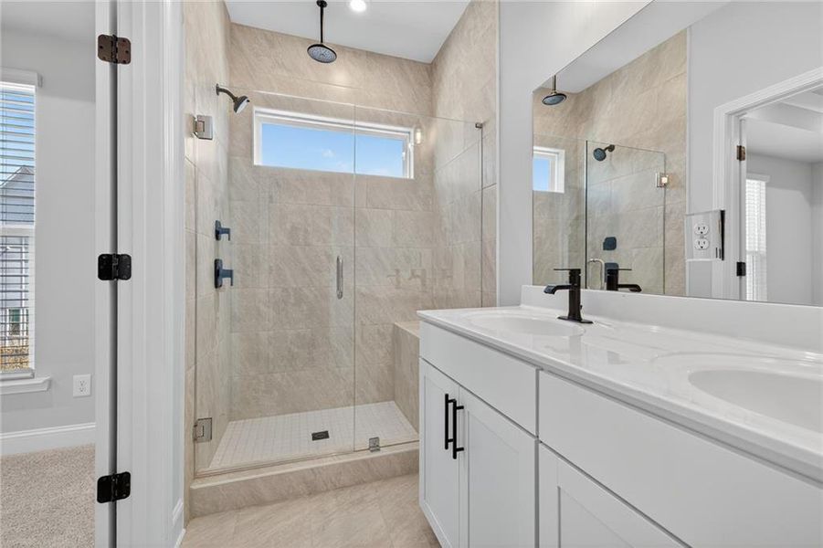 Furnished interior view inside a new home in 1871 Hollywood, Atlanta (Image 5).