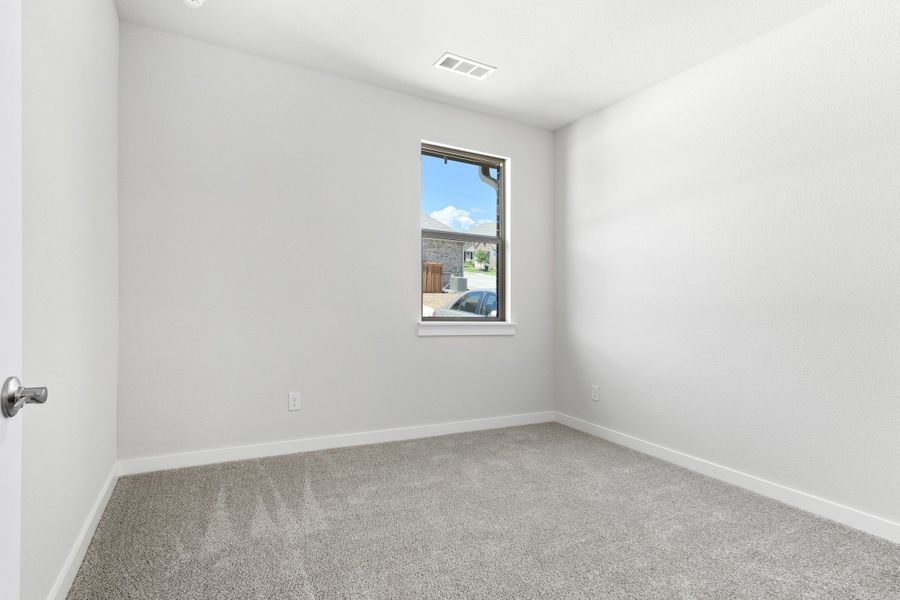 Spacious, unfurnished interior of a new home in Woodbridge Villas, Wylie (Image 25).