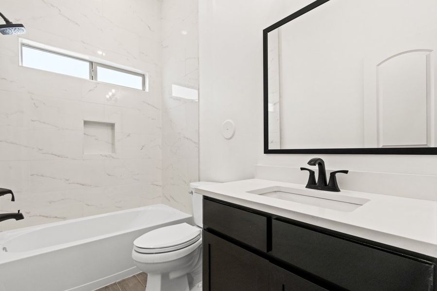 Furnished interior view inside a new home in Paseo Del Este Unit 9, El Paso (Image 12). Furnished interior view inside a new home in Paseo Del Este Unit 9, El Paso (Image 12).