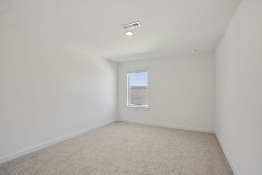 Spacious, unfurnished interior of a new home in Greystone - Vista Townhomes, Smyrna (Image 14).