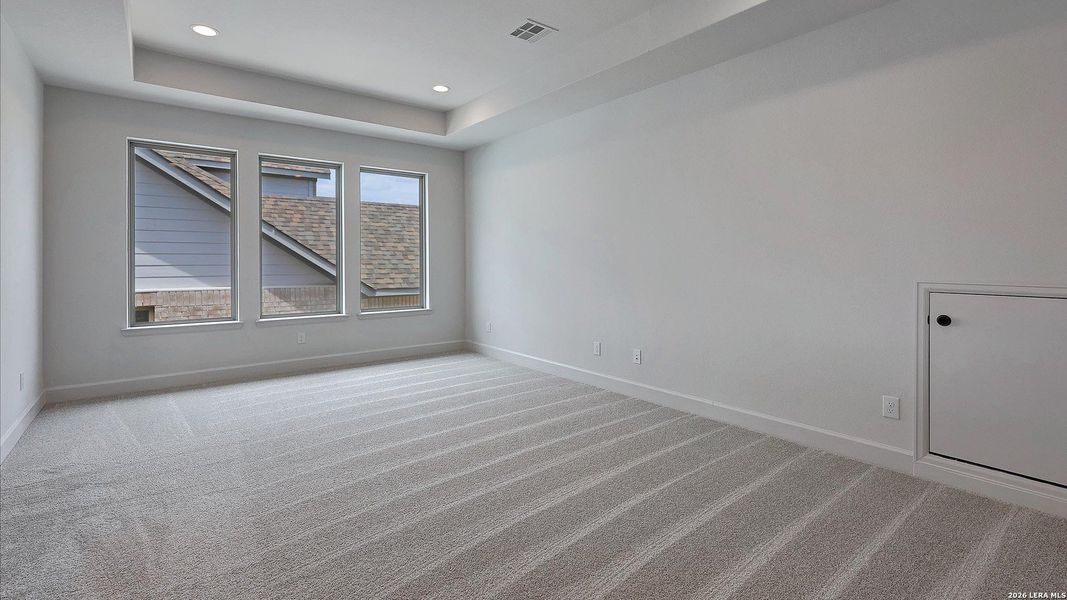 Spacious, unfurnished interior of a new home in Corley Farms, Boerne (Image 16). Spacious, unfurnished interior of a new home in Corley Farms, Boerne (Image 16).