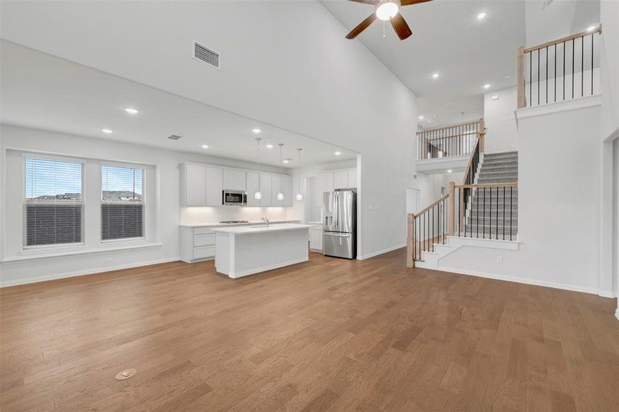 Spacious, unfurnished interior of a new home in Lilyana, Celina (Image 21).