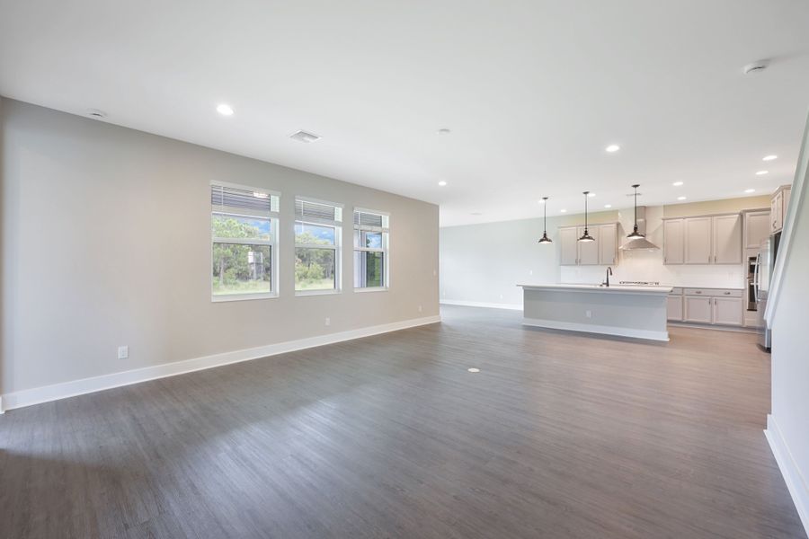 Representative unfurnished interior of a home built from the Jupiter by William Ryan Homes in The Sanctuary – Royal Collection, Punta Gorda (Image 10).