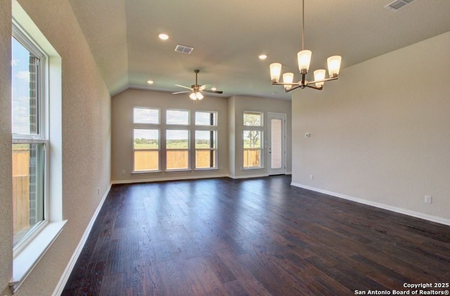 Spacious, unfurnished interior of a new home in Veranda, San Antonio (Image 13). Spacious, unfurnished interior of a new home in Veranda, San Antonio (Image 13).
