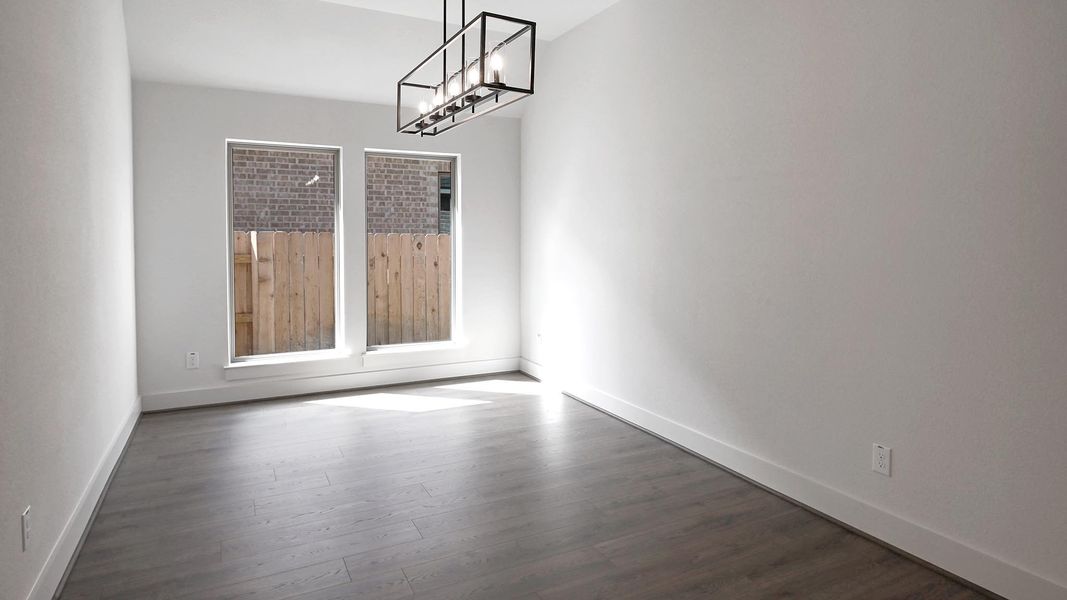 Spacious, unfurnished interior of a new home in Crosswinds, Kyle (Image 23).