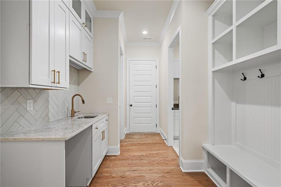 Furnished interior view inside a new home in , Gainesville (Image 10).