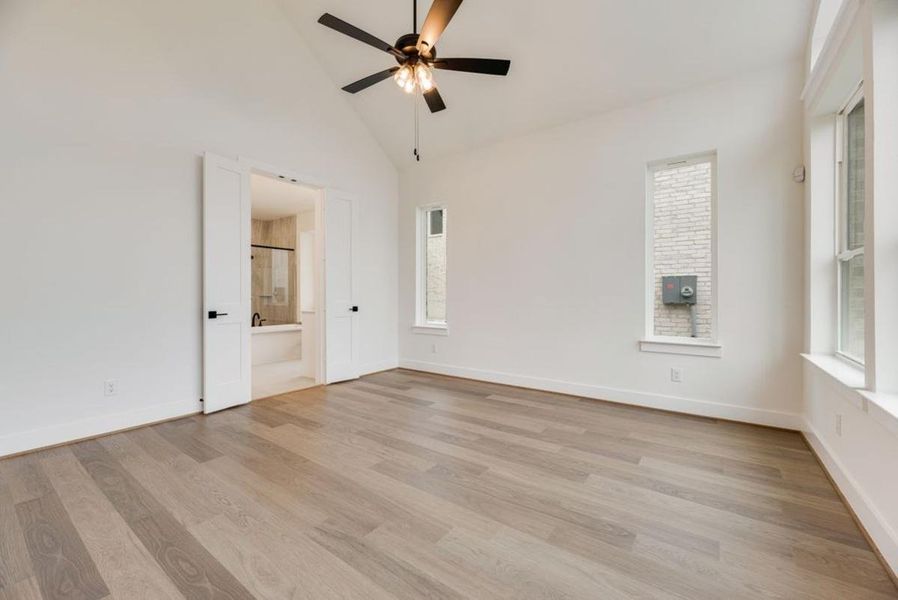 Spacious, unfurnished interior of a new home in Grand Estates of Anna, Anna (Image 27).