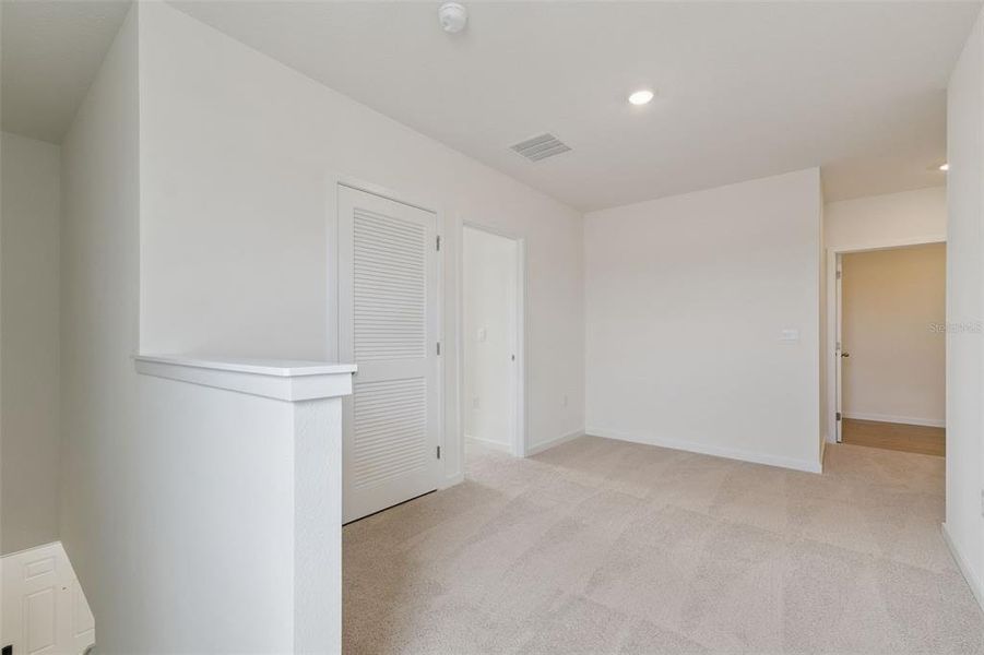 Spacious, unfurnished interior of a new home in Campbell Crossing, Port Orange (Image 21).