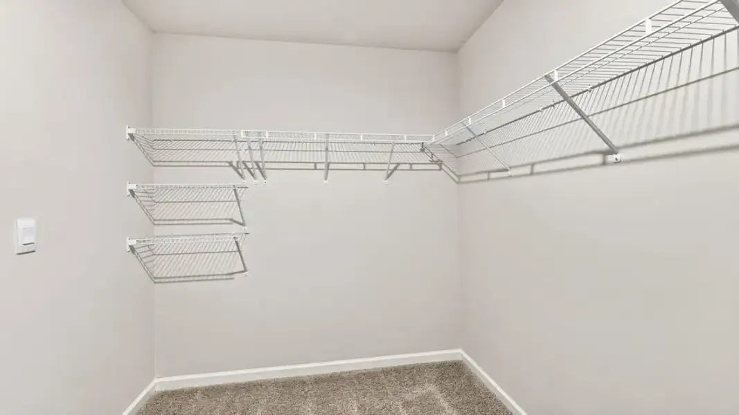 Spacious, unfurnished interior of a new home in Rocky River Ridge, Anderson (Image 31).