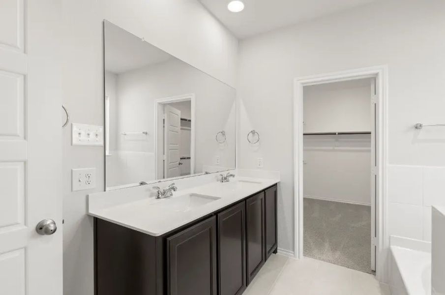 Front exterior of a new home in Heartland, Heartland, TX, highlighting curb appeal (Image 21). Front exterior of a new home in Heartland, Heartland, TX, highlighting curb appeal (Image 21).