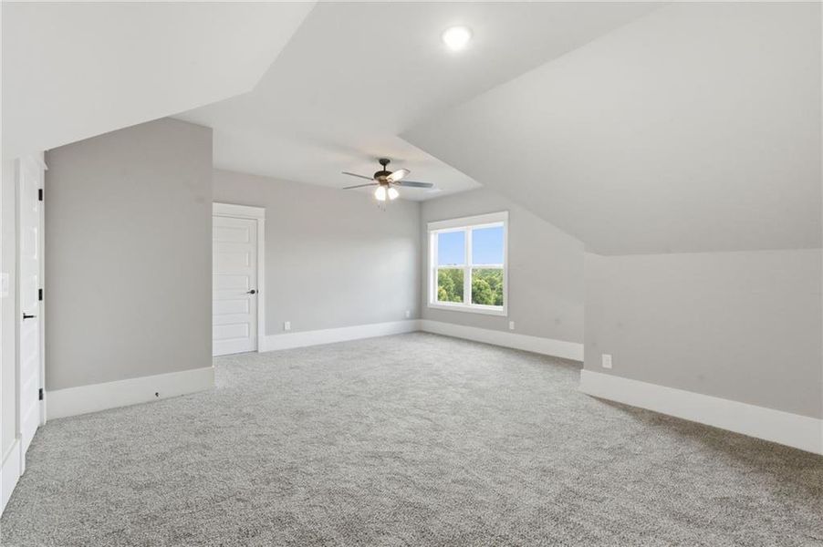 Spacious, unfurnished interior of a new home in , Jefferson (Image 64).
