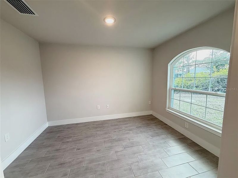 Spacious, unfurnished interior of a new home in Rotonda, Rotonda West (Image 26).