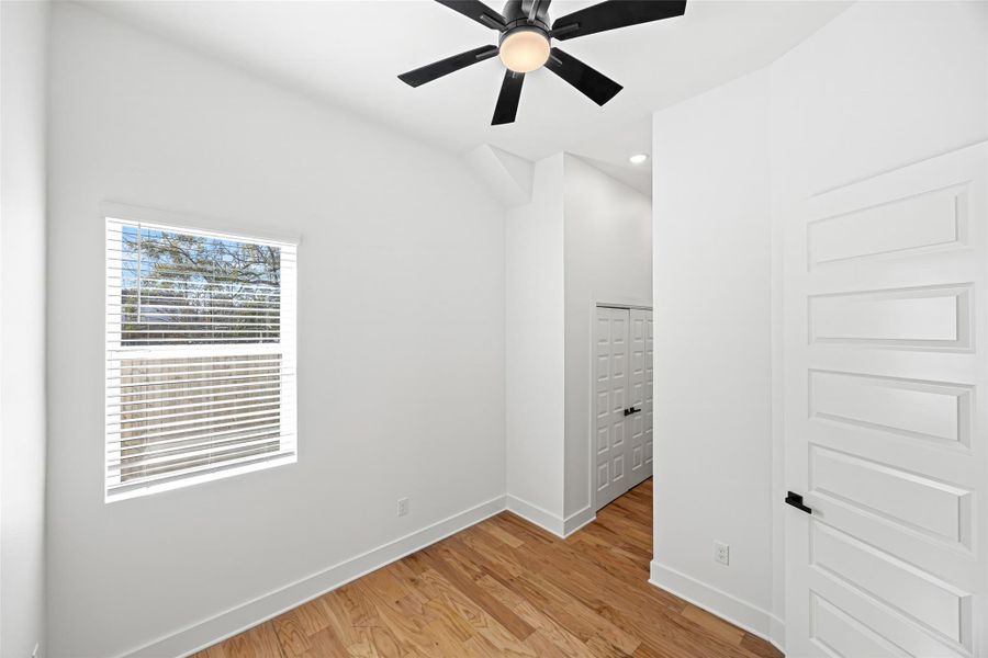 Spacious, unfurnished interior of a new home in , Houston (Image 21).