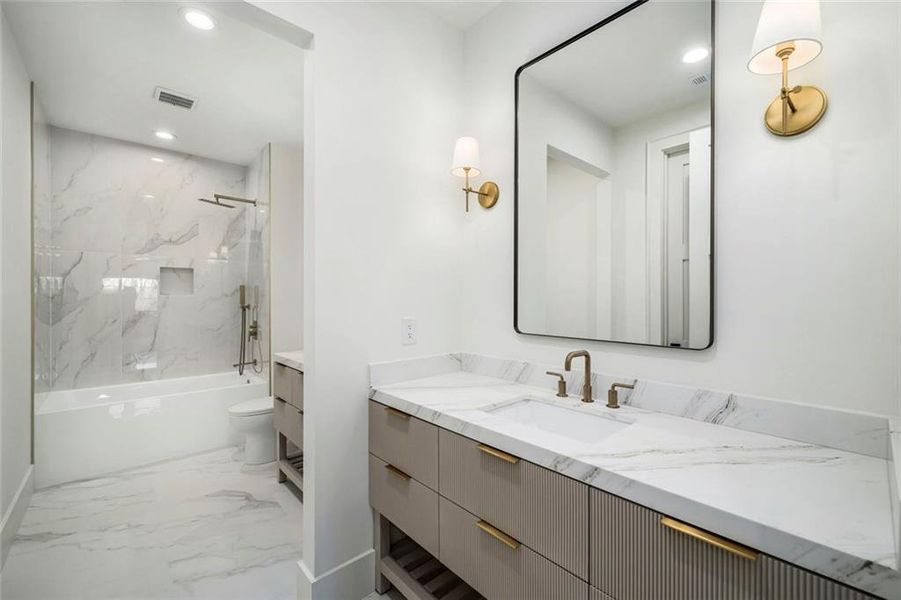 Furnished interior view inside a new home in , Alpharetta (Image 46).