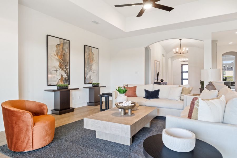 Representative furnished interior of a home built from the Blackburn by Windsor Homes in Ridge Pointe Estates, McLendon-Chisholm (Image 14).