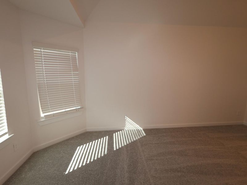 Spacious, unfurnished interior of a new home in Moran Ranch, Willis (Image 11).