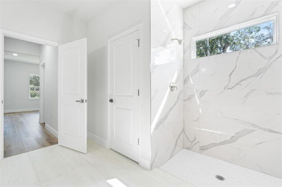 Image 38 of a home in .