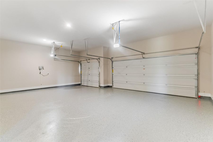 Spacious, unfurnished interior of a new home in , Bertram (Image 29).