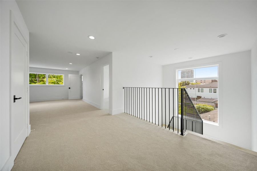 THRID FLOOR SECOND LIVING ROOM OR PLAY ROOM THRID FLOOR SECOND LIVING ROOM OR PLAY ROOM