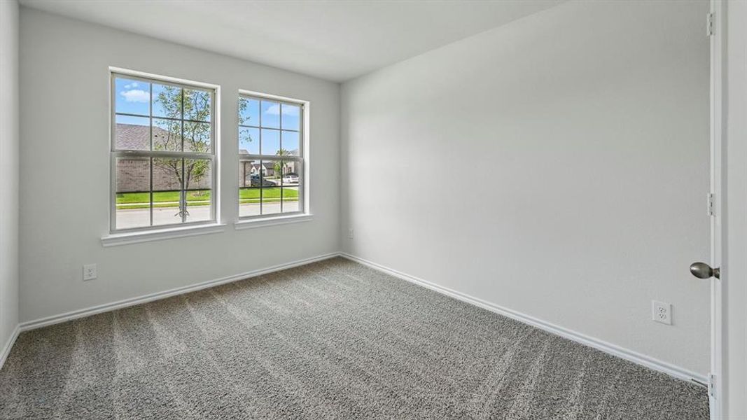 Spacious, unfurnished interior of a new home in Frontier Pointe, Princeton (Image 9).