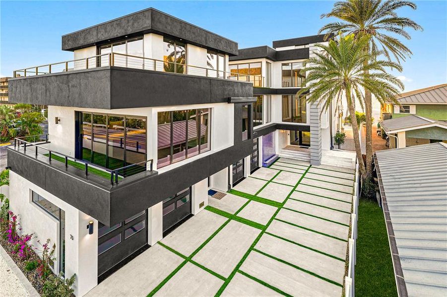 Exterior details and patio area of a home in , Indian Rocks Beach (Image 28).