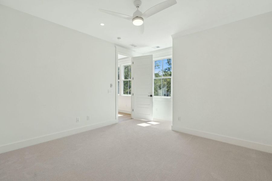 Spacious, unfurnished interior of a new home in , Johns Island (Image 52).