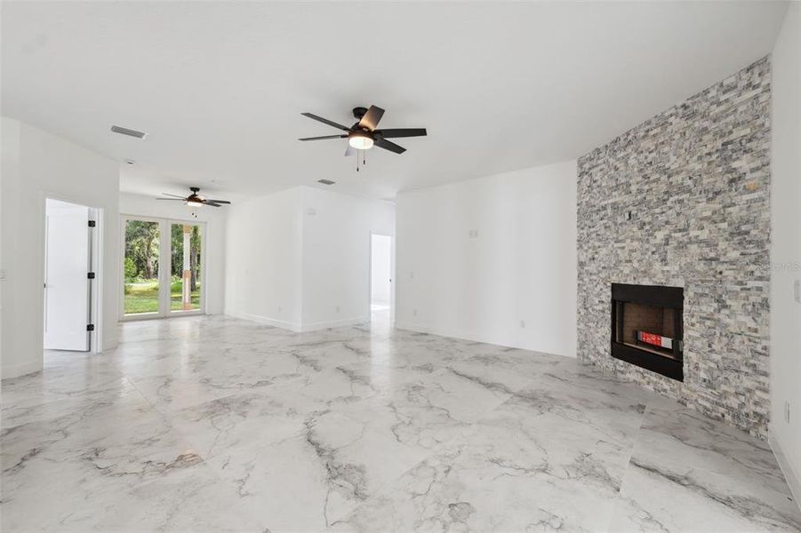 Spacious, unfurnished interior of a new home in , Brooksville (Image 35).