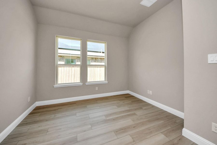 Spacious, unfurnished interior of a new home in Bridgeland: Heritage Collection, Cypress (Image 29). Spacious, unfurnished interior of a new home in Bridgeland: Heritage Collection, Cypress (Image 29).