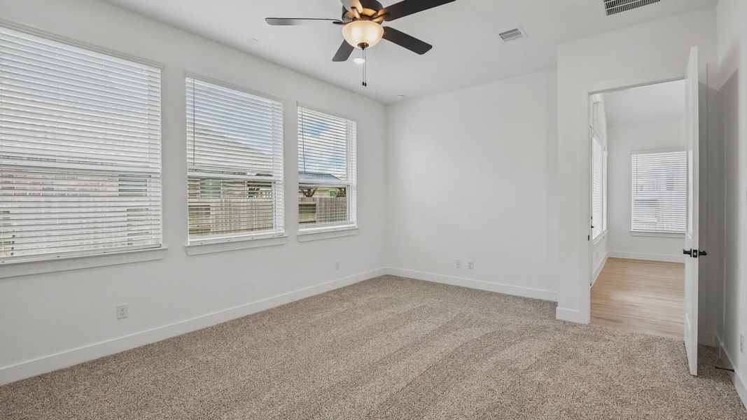 Spacious, unfurnished interior of a new home in Artavia, Conroe (Image 37).