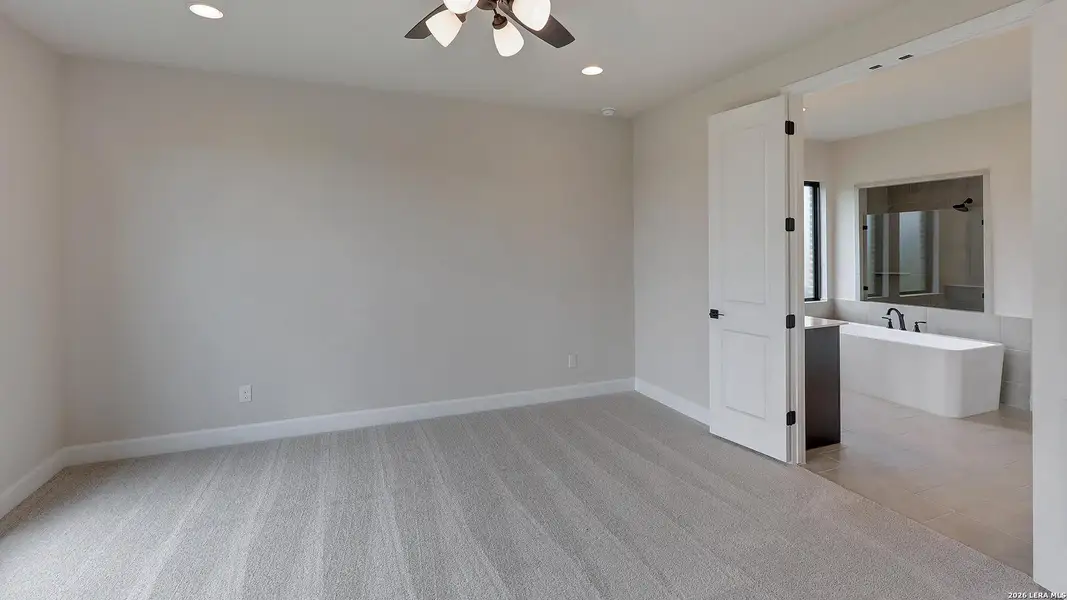 Spacious, unfurnished interior of a new home in Alsatian Oaks, Castroville (Image 19).