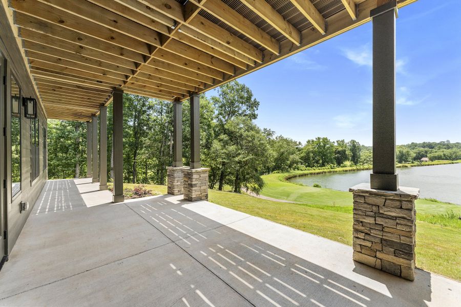 Representative exterior details of a home built from the Aberdeen by Hunter Quinn Homes in Greenwood County Homes, Ninety Six (Image 3).
