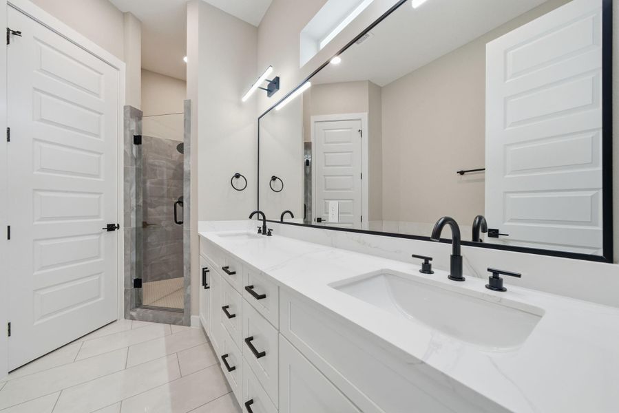 Furnished interior view inside a new home in , Houston (Image 12).