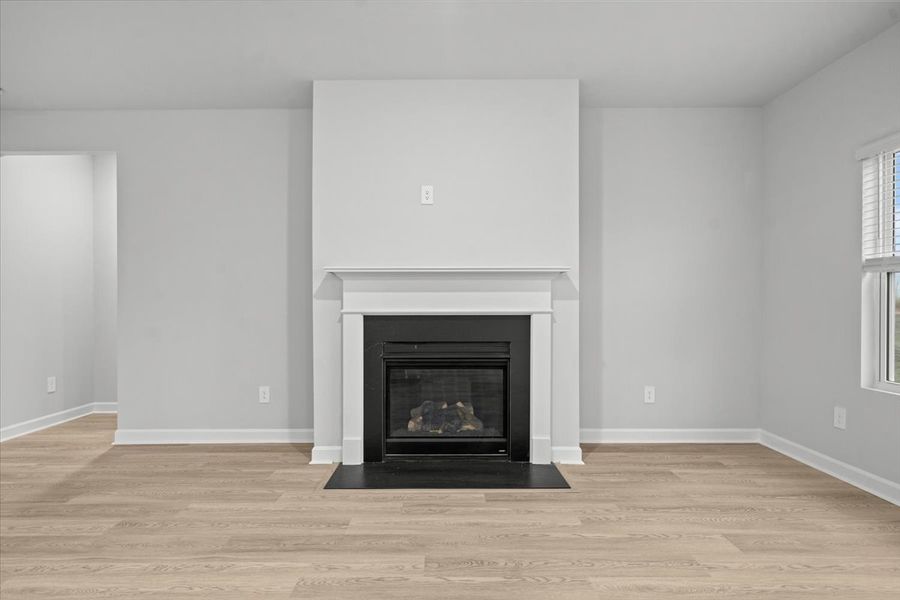 Spacious, unfurnished interior of a new home in Vickery Station, Woodruff (Image 9).