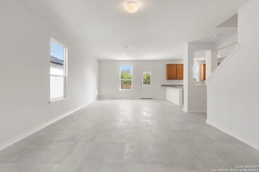 Spacious, unfurnished interior of a new home in Southton Cove, Elmendorf (Image 7).