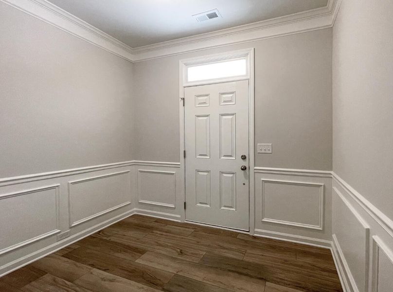 Spacious, unfurnished interior of a new home in Riverbrooke Townhomes, Simpsonville (Image 10).