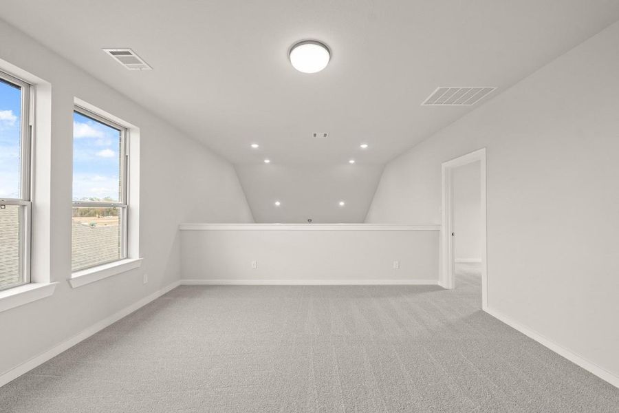 Spacious, unfurnished interior of a new home in Grand Central Park: 40ft. lots, Conroe (Image 7).