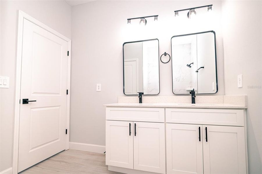 Furnished interior view inside a new home in , Kissimmee (Image 10).