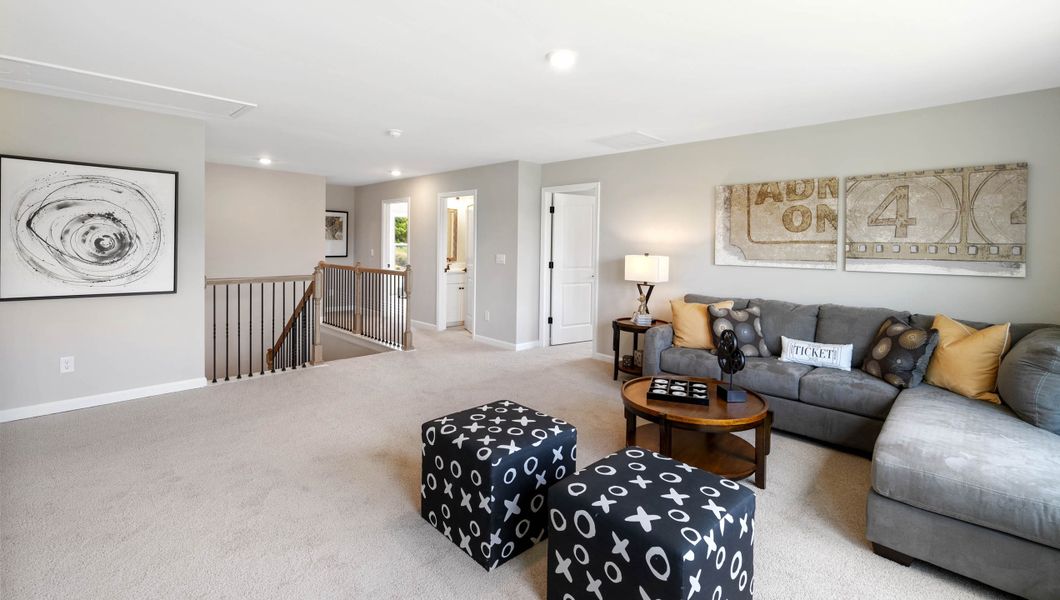 Representative furnished interior of a home built from the Hampshire by D.R. Horton in Hunters Creek, Greenwood (Image 27).