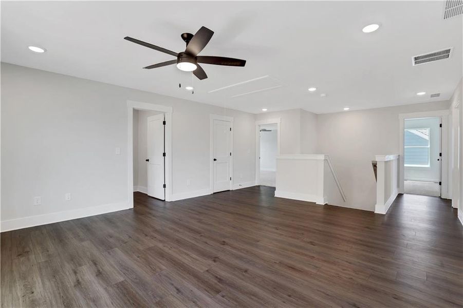 Spacious, unfurnished interior of a new home in Twin Lakes, Hoschton (Image 33). Spacious, unfurnished interior of a new home in Twin Lakes, Hoschton (Image 33).