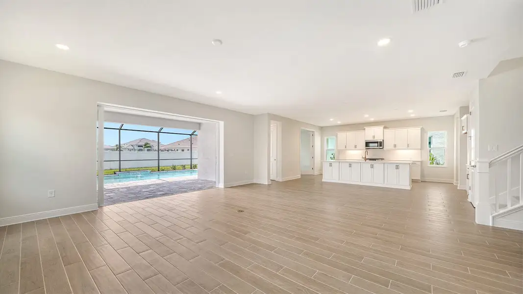 Spacious, unfurnished interior of a new home in Palm Grove, Lakewood Ranch (Image 5). Spacious, unfurnished interior of a new home in Palm Grove, Lakewood Ranch (Image 5).