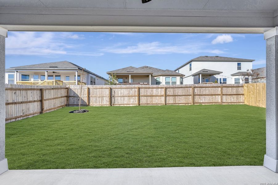 Exterior details and patio area of a home in Greenspoint Heights, Seguin (Image 3).