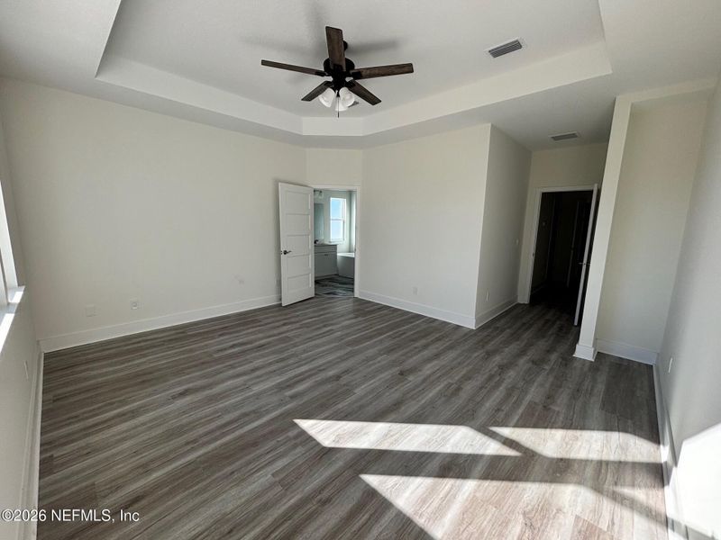 Spacious, unfurnished interior of a new home in , Melrose (Image 10).