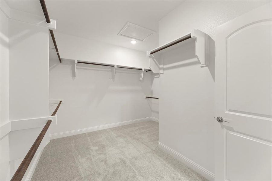 22. 1704 Meadow Crest - Closet (2)